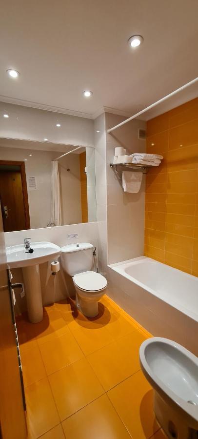 Apartamentos Laredo-Playa Esterno foto
