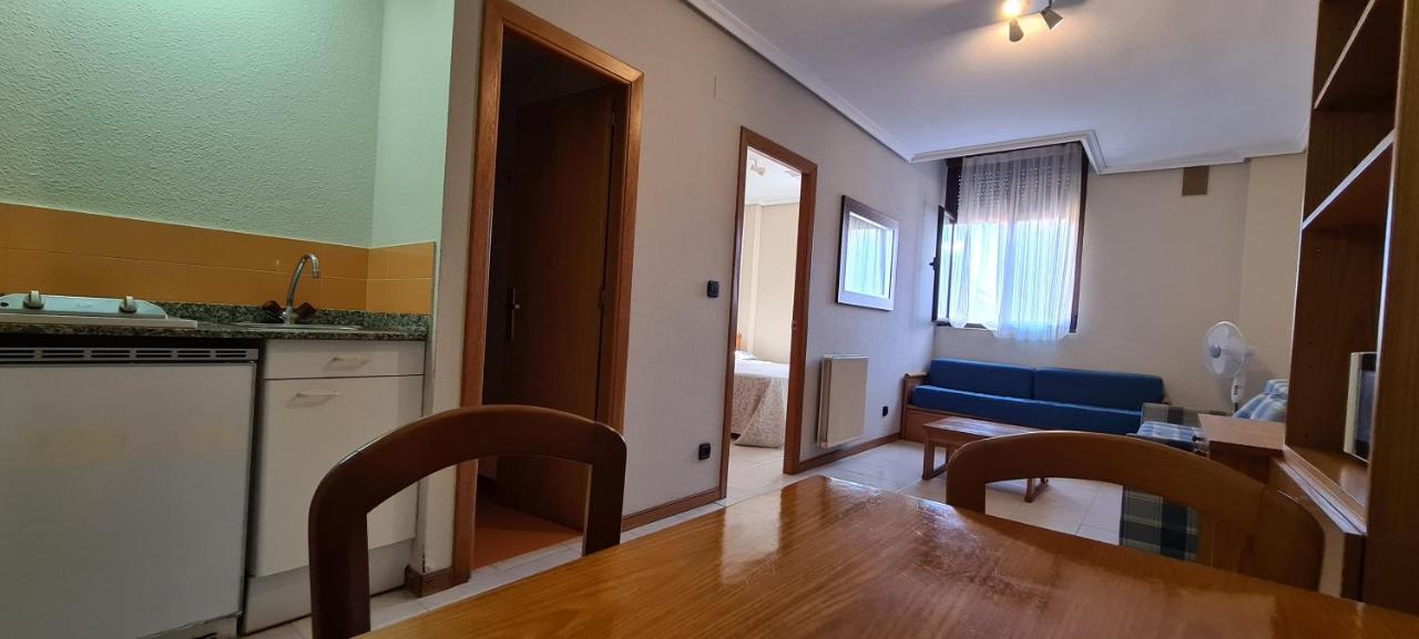 Apartamentos Laredo-Playa Esterno foto