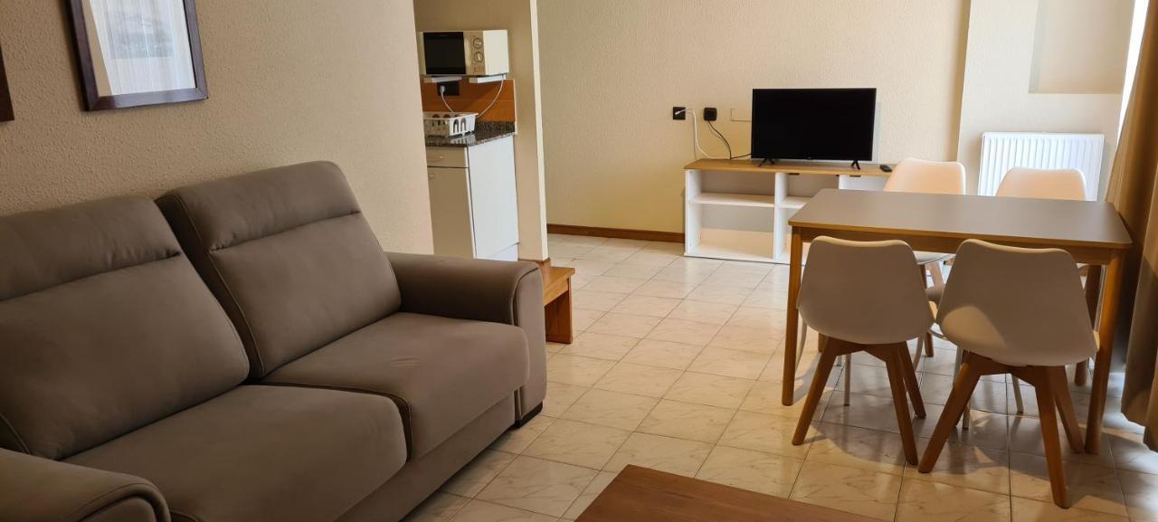 Apartamentos Laredo-Playa Esterno foto
